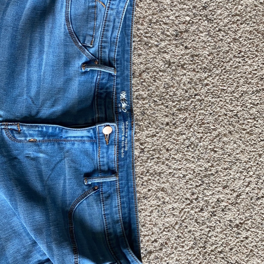 Denim - Picture 3 of 3